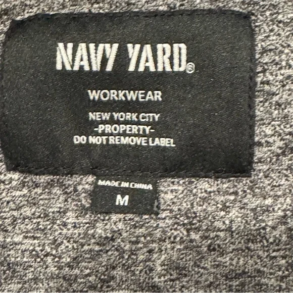 Red Quarter-Zip Sweatshirt with Contrasting Collar - Picture 5 of 5